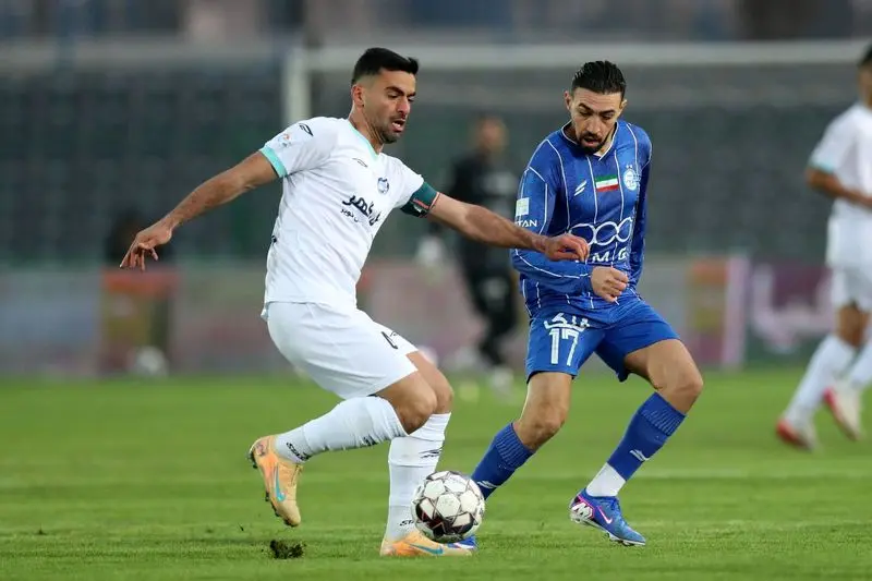 باخت ۰-۱ استقلال مقابل گل‌گهر سیرجان