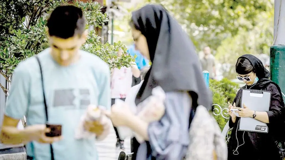 اینترنت طبقاتی می‌شود؟ / نادیده گرفتن زیست مجازی، افزایش نارضایتی و ناکارآمدی فیلترینگ