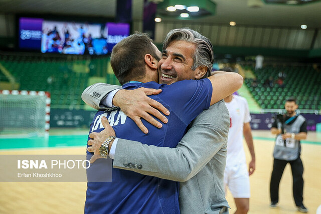 وحید شمسایی نامزد بهترین مربی سال جهان شد وحید شمسایی نامزد بهترین مربی سال جهان شد