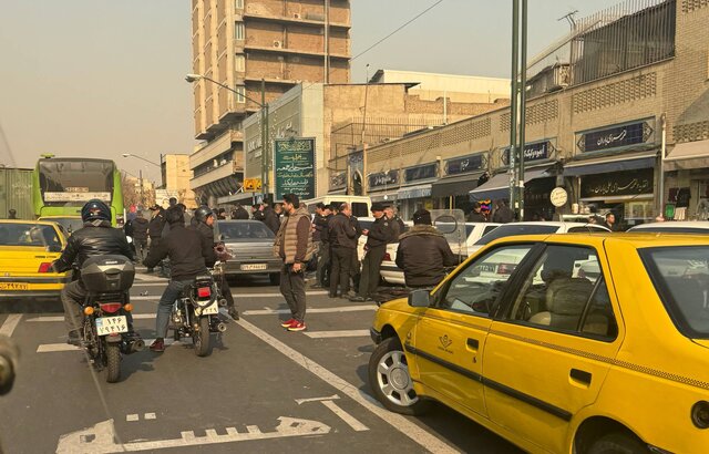 گزارش میدانی ایسنا از اعتراض صنفی بازاریان در ۱۶ دی ماه