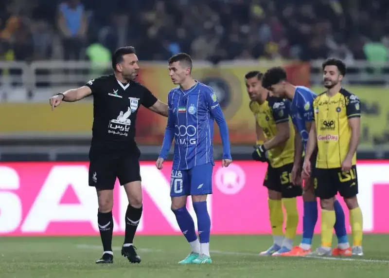 پیروزی ۱-۲ ستقلال مقابل سپاهان؛ قلی‌زاده فرشته نجات ساپینتو و استقلال