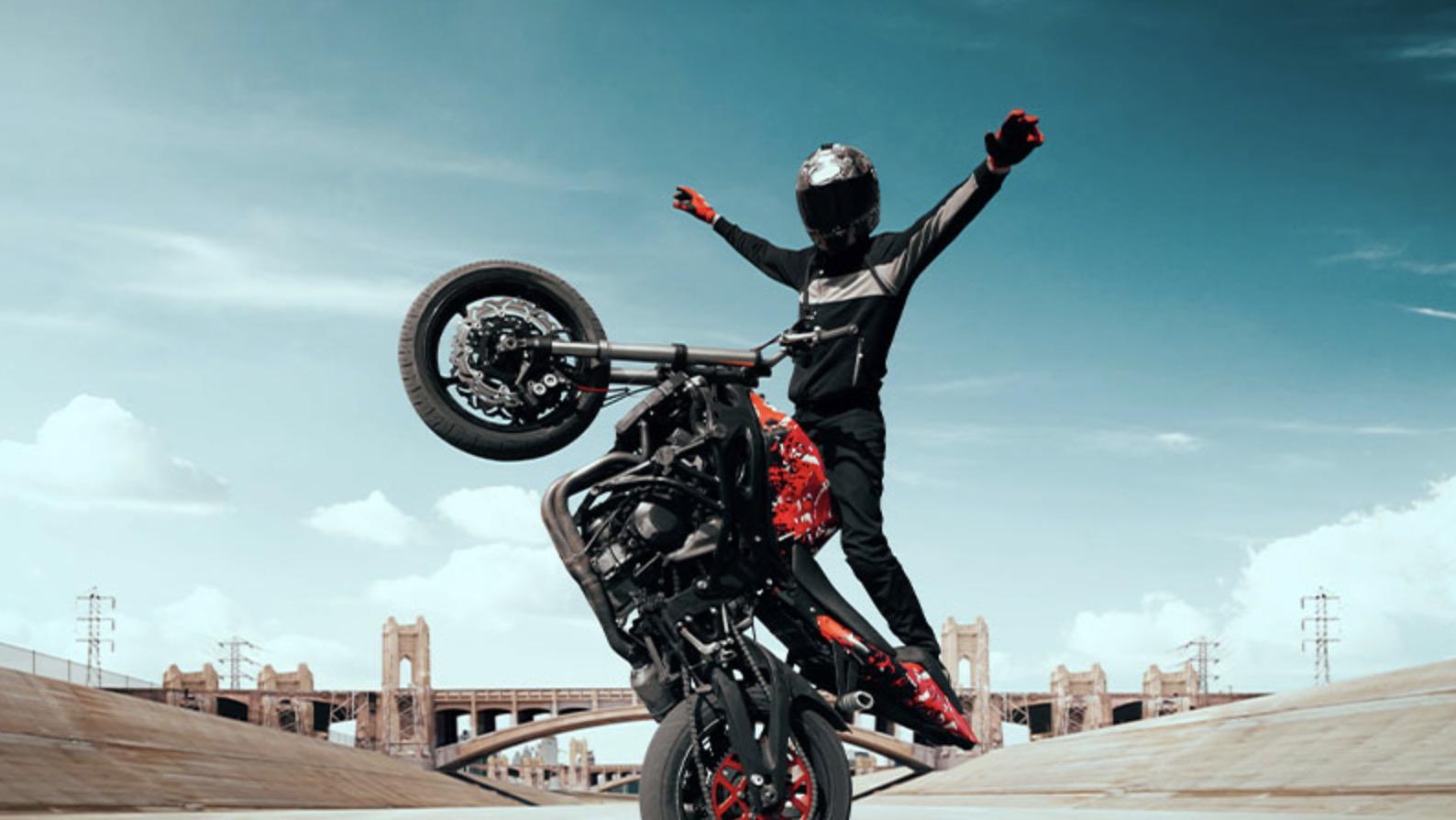 مقایسه سن قانونی دریافت گواهینامه موتورسیکلت در ایران و کشورهای دیگر