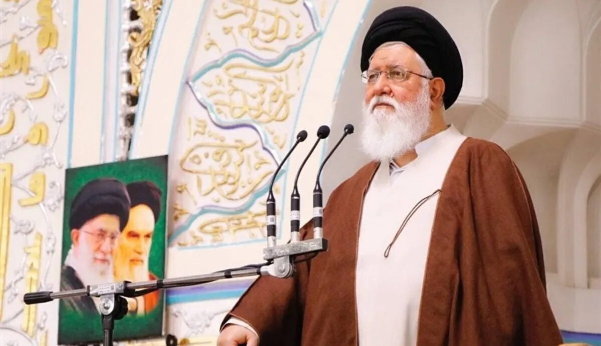 علم‌الهدی: نباید به خاطر چند عنصر ناپاک و متعفن اجنبی‌پرست، دانشگاه مجازی شود