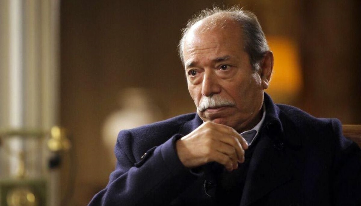 علی نصیریان: شریک غمتان‌ هستم