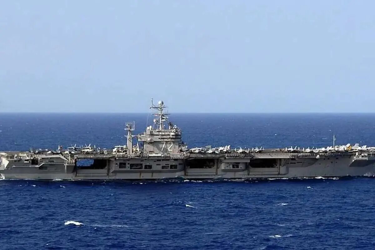 ناو آبراهام لینکلن عقب‌نشینی کرد