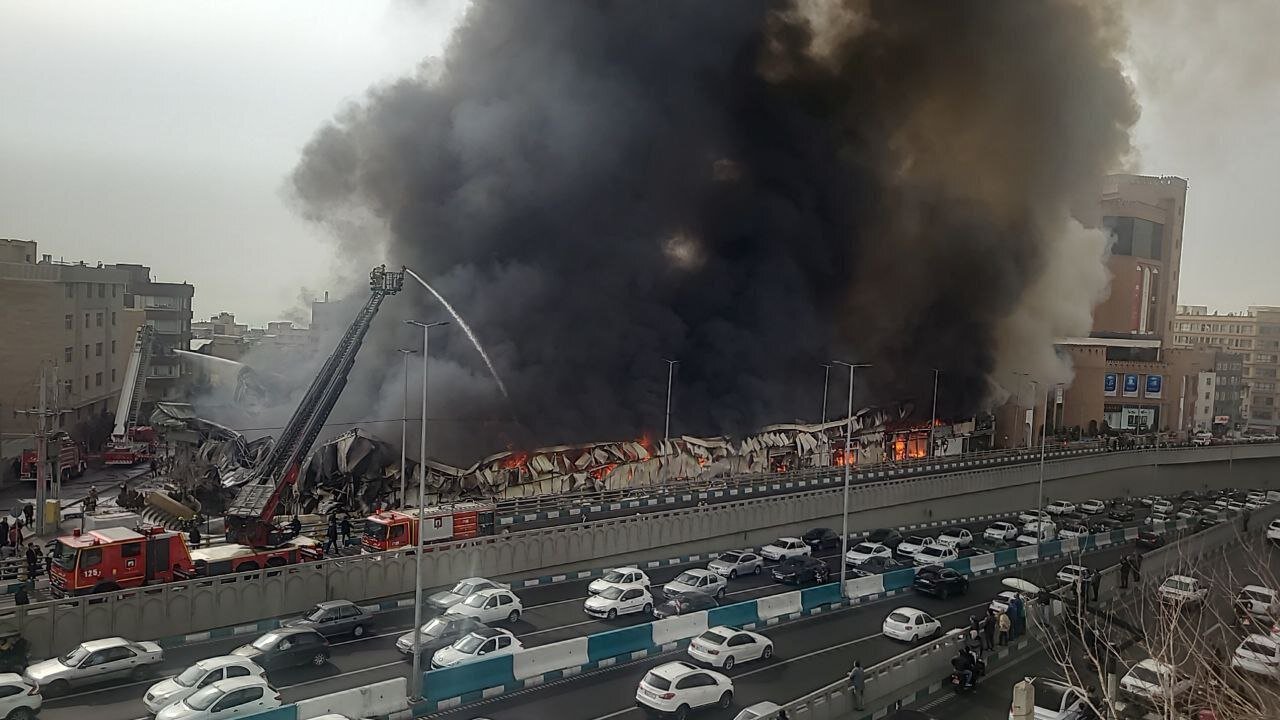 تصاویر جدید از آتش سوزی بزرگ در بازار جنت آباد