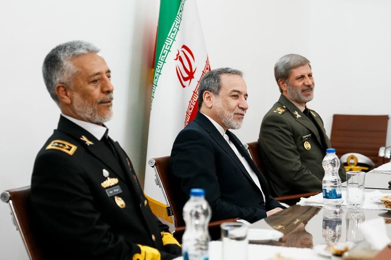 در دیدار عراقچی با فرماندهان ارشد ارتش چه گذشت؟