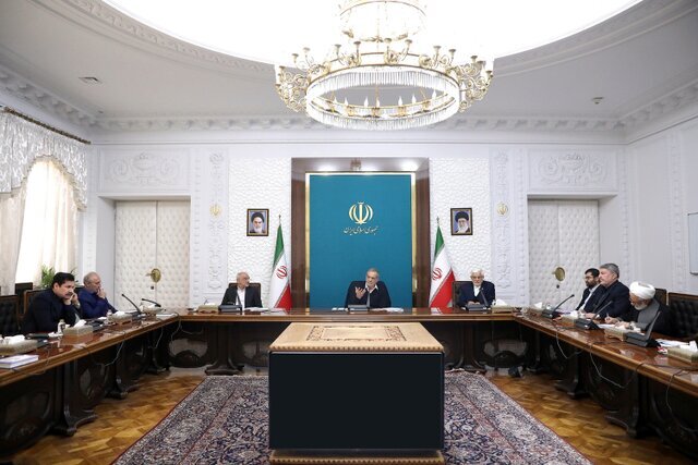 پزشکیان: ظرفیت برطرف کردن تمام مشکلات در کشور وجود دارد/ قاطعانه در مسیر مبارزه با رانت، فساد و تبعیض گام برمی‌داریم