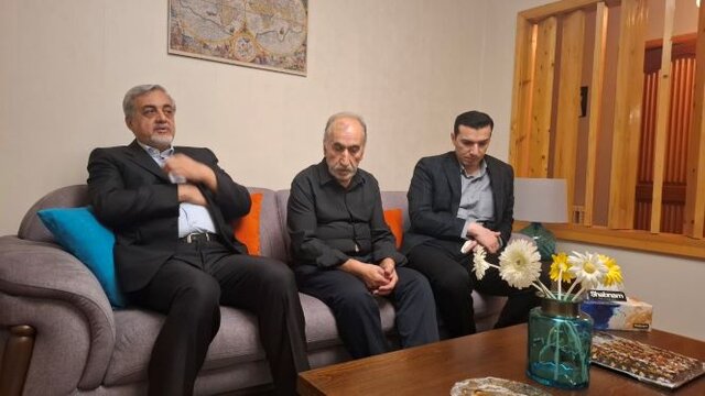 دیدارهای فرماندار رشت با خانوادههای جانباختگان حوادث دیماه