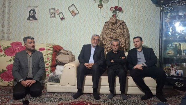 دیدارهای فرماندار رشت با خانوادههای جانباختگان حوادث دیماه