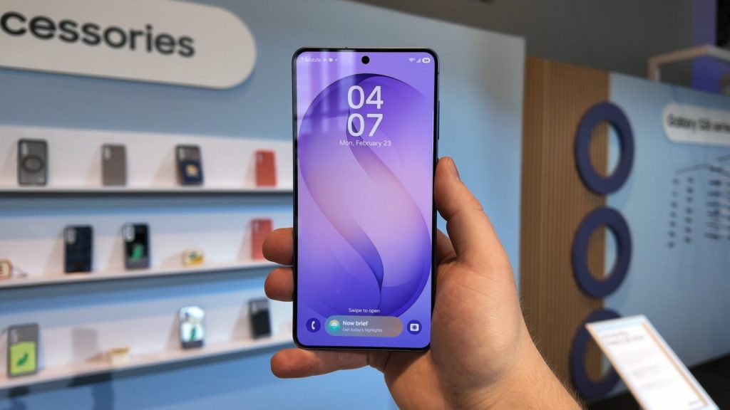 گلکسی S26 معرفی شد؛ ظاهری تکراری با تراشه جدید اسنپدراگون