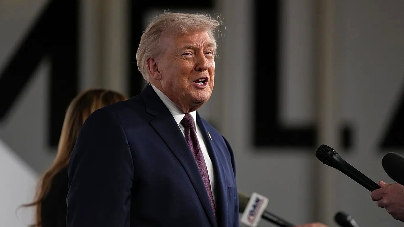 ادعای ترامپ درباره مذاکره با ایران/ نمی‌توانیم برنامه‌مان درباره ایران را به اعراب بگوییم