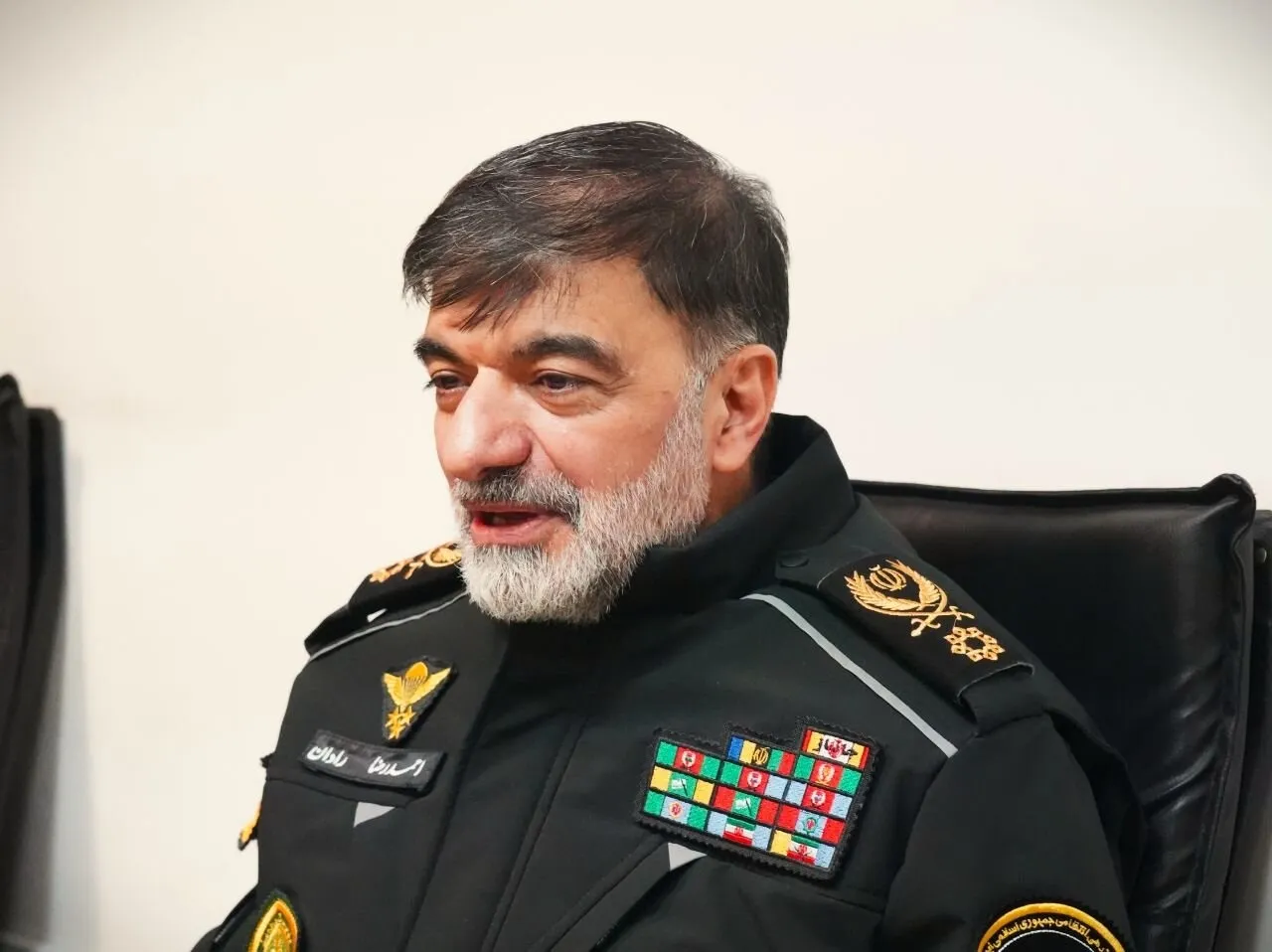 سردار رادان: با کسانی‌که گوش به فرمان دشمن باشند با قدرت برخورد می‌کنیم