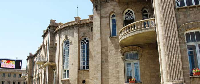 کاخ شهرداری (برج السعات)