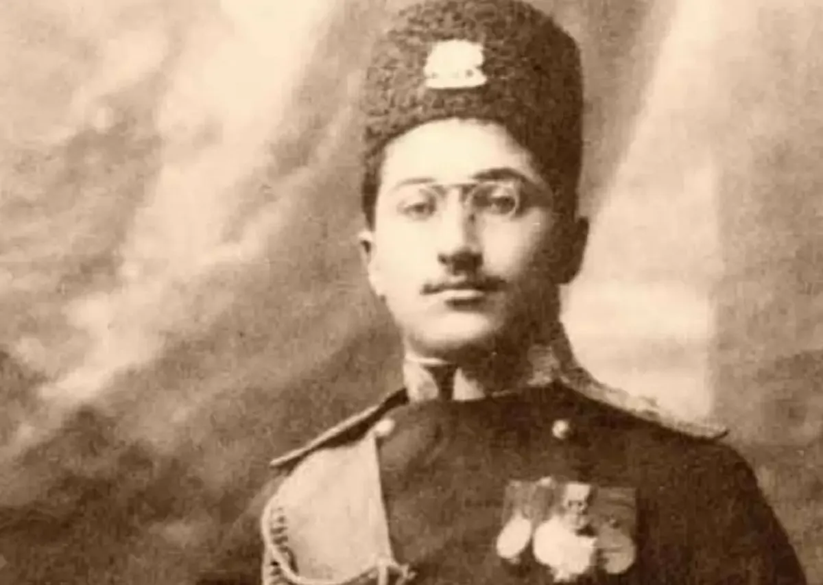 «صارم‌الدوله، نوه ناصرالدین شاه» در دوران پیری؛ اوایل دهه 50 (عکس)