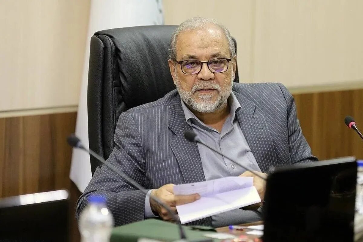 تا به زیر کشیدن ترامپ و نتانیاهو، تنگه هرمز را نخواهیم گشود