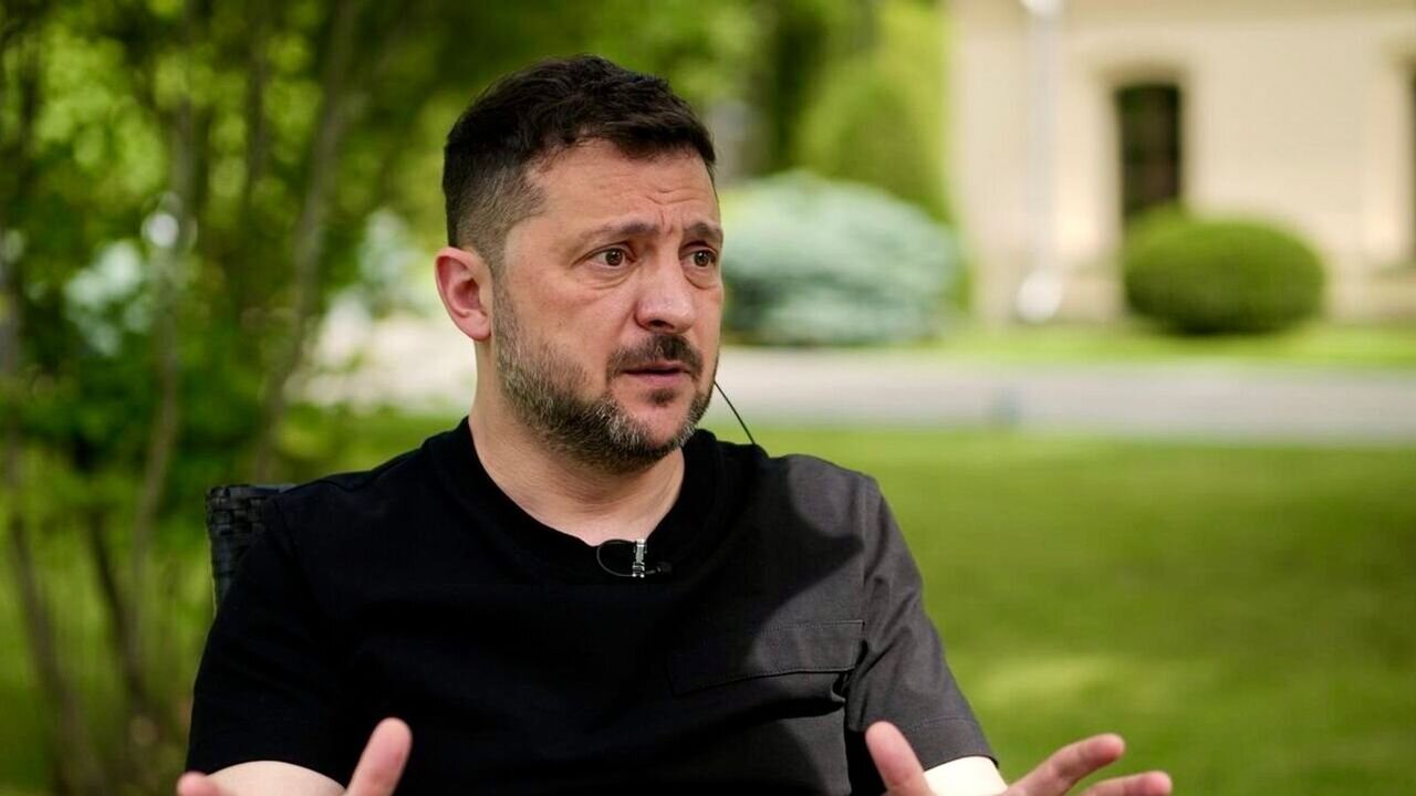 پاسخ تند زلنسکی به خبرنگاران روس؛ «با موشک به مسکو می‌روم!»