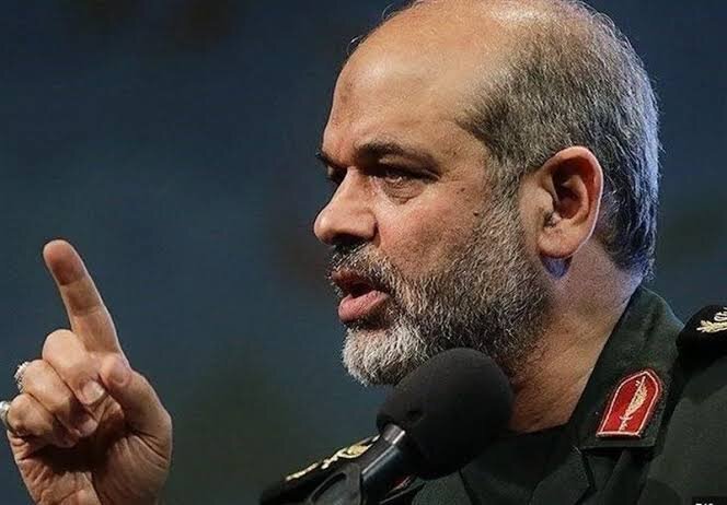 توئیت هشدار آمیز فرمانده کل سپاه؛ هیچ قدرت فرامنطقه‌ای حق ندارد در تنگه هرمز مداخله کند