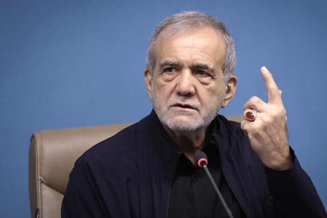 پزشکیان از حافظ نوشت؛ دائماً یکسان نباشد حال دوران، غم مخور!